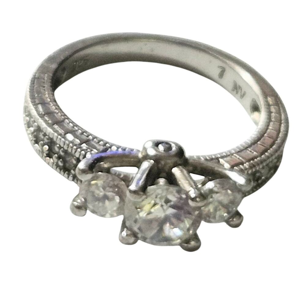 Avon NV Sterling Silver Three Stone CZ Engagement Ring 925 Size 7